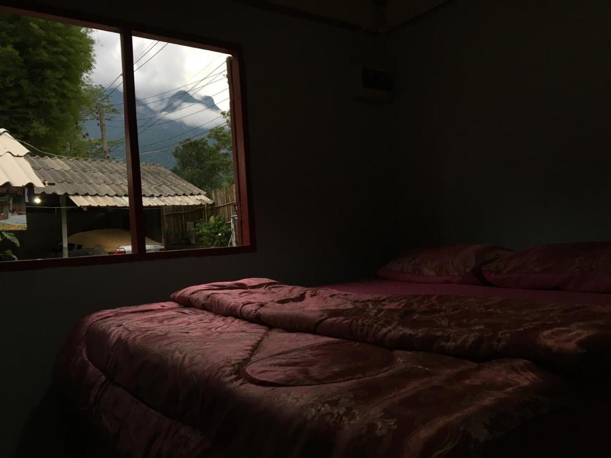 Thong Family Homestay Chiangdao Chiang Dao Exteriör bild
